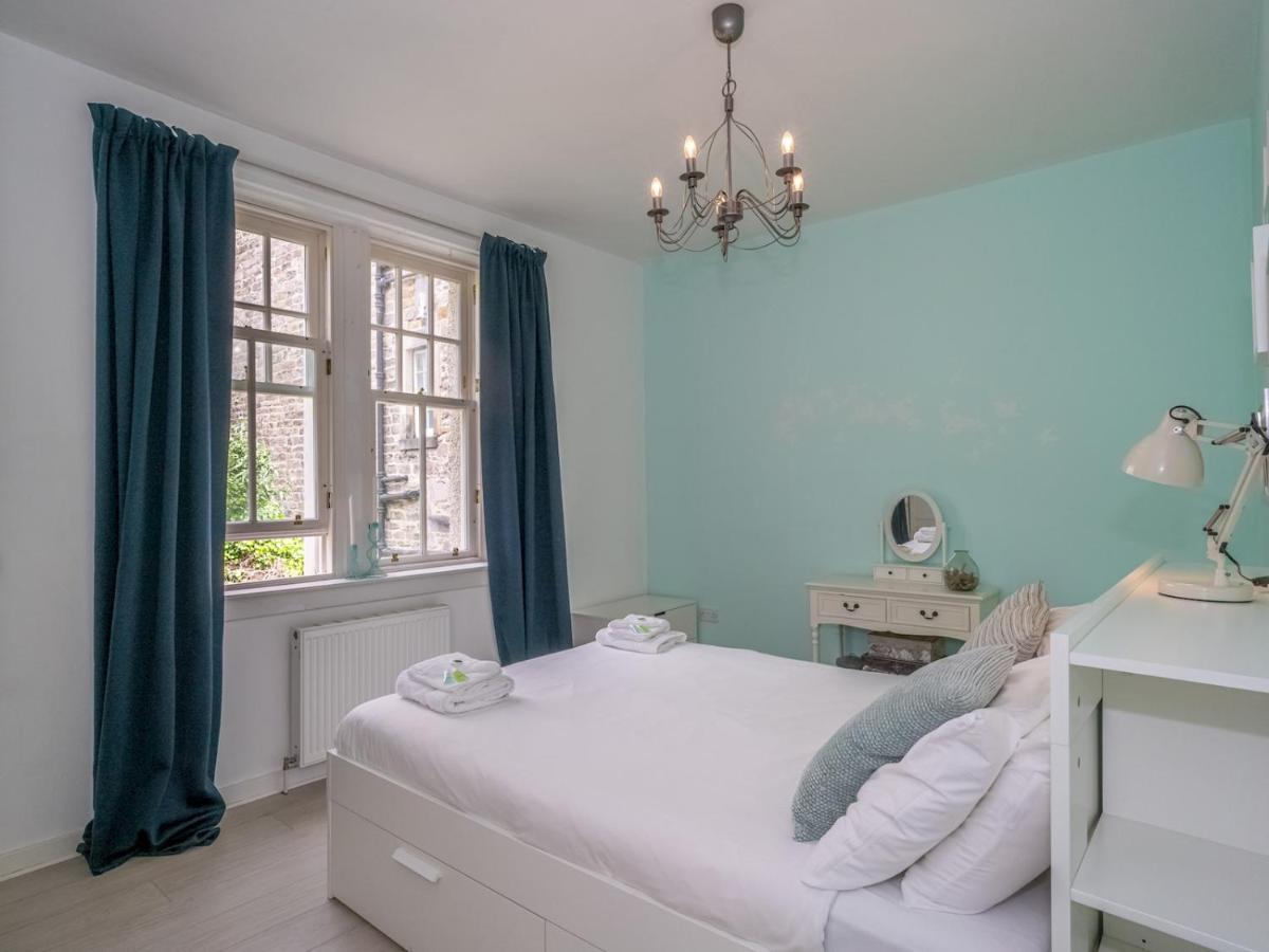 Pass The Keys Central Spacious Flat At Royal Mile EDI Exterior foto