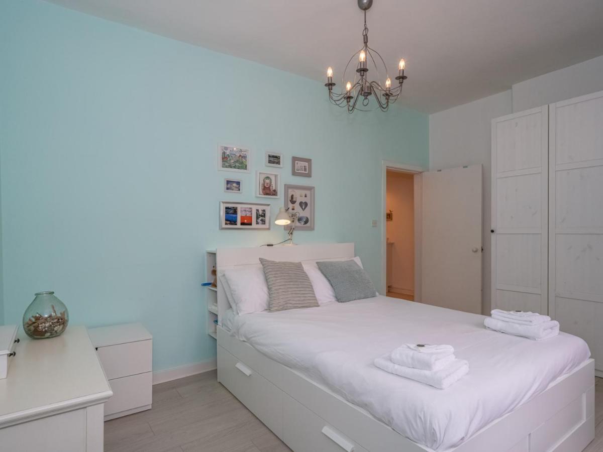 Pass The Keys Central Spacious Flat At Royal Mile EDI Exterior foto